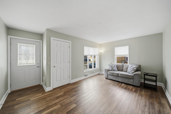 838 Dement, DIXON, Illinois 61021, 3 Bedrooms Bedrooms, ,2 BathroomsBathrooms,House,For Sale,Dement,202601047