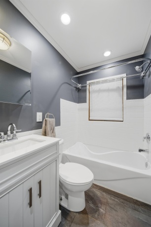 838 Dement, DIXON, Illinois 61021, 3 Bedrooms Bedrooms, ,2 BathroomsBathrooms,House,For Sale,Dement,202601047