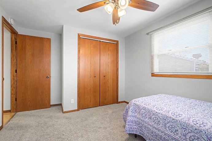 325 Apache, GALENA, Illinois 61036, 6 Bedrooms Bedrooms, ,2 BathroomsBathrooms,House,For Sale,Apache,202601049