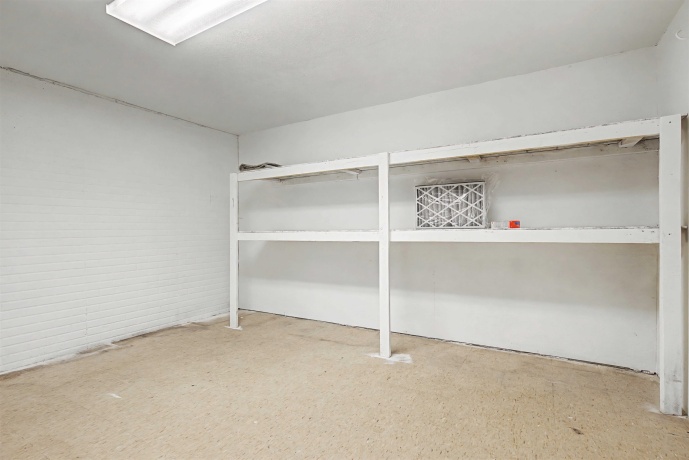 325 Apache, GALENA, Illinois 61036, 6 Bedrooms Bedrooms, ,2 BathroomsBathrooms,House,For Sale,Apache,202601049