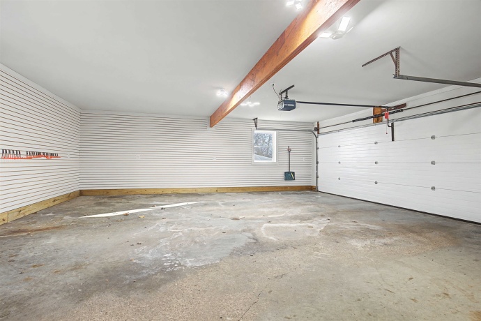 325 Apache, GALENA, Illinois 61036, 6 Bedrooms Bedrooms, ,2 BathroomsBathrooms,House,For Sale,Apache,202601049