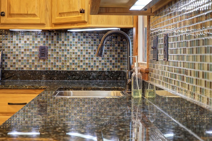 325 Apache, GALENA, Illinois 61036, 6 Bedrooms Bedrooms, ,2 BathroomsBathrooms,House,For Sale,Apache,202601049