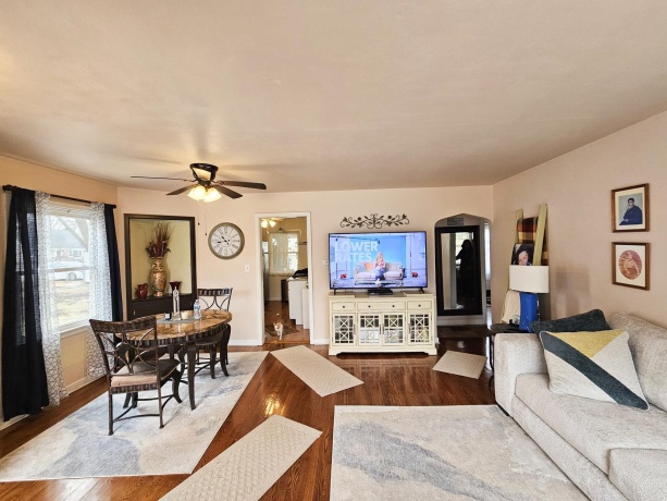 5006 Arlington, LOVES PARK, Illinois 61111, 2 Bedrooms Bedrooms, ,1 BathroomBathrooms,House,For Sale,Arlington,202600748