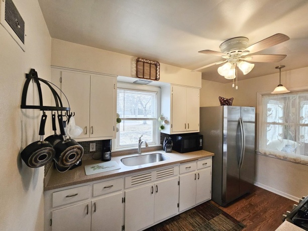 5006 Arlington, LOVES PARK, Illinois 61111, 2 Bedrooms Bedrooms, ,1 BathroomBathrooms,House,For Sale,Arlington,202600748