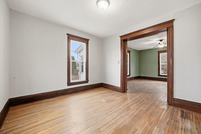 720 Mckinley, FREEPORT, Illinois 61032, 3 Bedrooms Bedrooms, ,1 BathroomBathrooms,House,For Sale,Mckinley,202601027