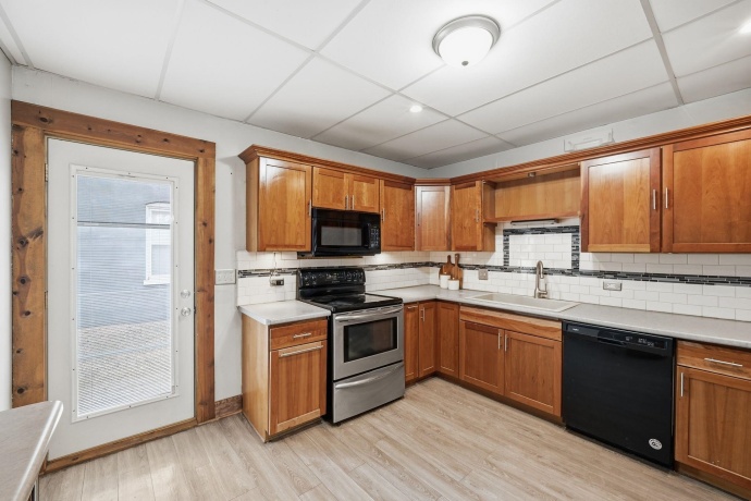 720 Mckinley, FREEPORT, Illinois 61032, 3 Bedrooms Bedrooms, ,1 BathroomBathrooms,House,For Sale,Mckinley,202601027