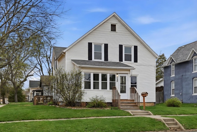 720 Mckinley, FREEPORT, Illinois 61032, 3 Bedrooms Bedrooms, ,1 BathroomBathrooms,House,For Sale,Mckinley,202601027