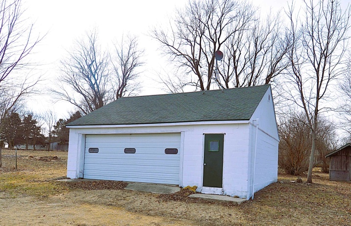 525 CHURCH, GERMAN VALLEY, Illinois 61039, 3 Bedrooms Bedrooms, ,1 BathroomBathrooms,House,For Sale,CHURCH,202601050