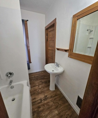 828 9th, BELOIT, Wisconsin 53511, 6 Bedrooms Bedrooms, ,2 BathroomsBathrooms,House,For Sale,9th,202601051