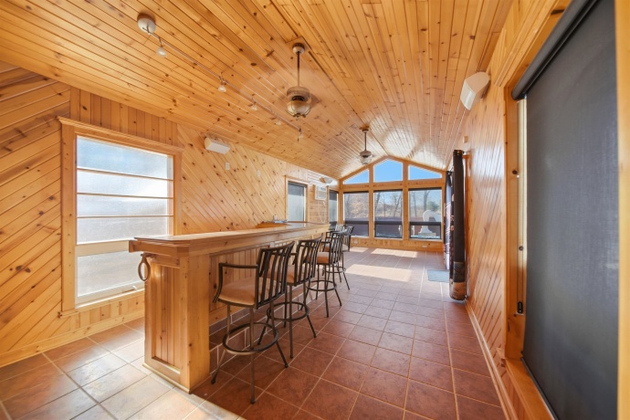 1934 Philip, DIXON, Illinois 61021, 4 Bedrooms Bedrooms, ,2 BathroomsBathrooms,House,For Sale,Philip,202601053