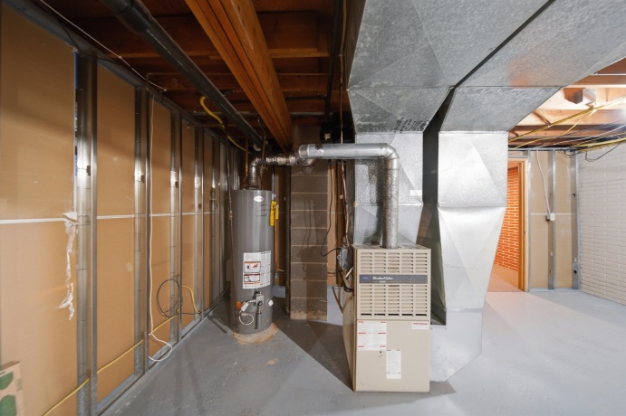 1934 Philip, DIXON, Illinois 61021, 4 Bedrooms Bedrooms, ,2 BathroomsBathrooms,House,For Sale,Philip,202601053