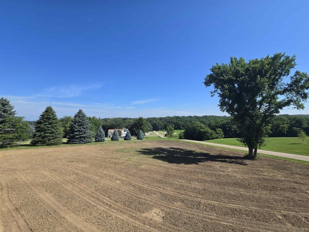 21-51 Marina, LAKE CARROLL, Illinois 61046, 5 Bedrooms Bedrooms, ,3 BathroomsBathrooms,House,For Sale,Marina,202601054