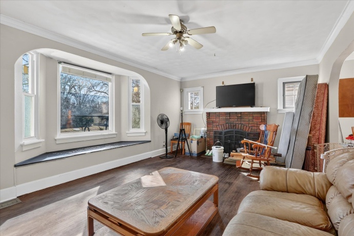 2315 Lawndale, ROCKFORD, Illinois 61103, 4 Bedrooms Bedrooms, ,1 BathroomBathrooms,House,For Sale,Lawndale,202601055