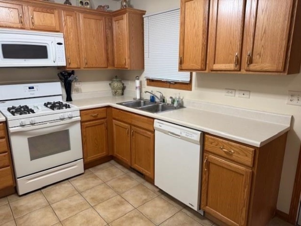 223 A Oakwood, Oglesby, Illinois 61348, 2 Bedrooms Bedrooms, ,2 BathroomsBathrooms,Condominium,For Sale,Oakwood,202601056