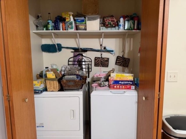 223 A Oakwood, Oglesby, Illinois 61348, 2 Bedrooms Bedrooms, ,2 BathroomsBathrooms,Condominium,For Sale,Oakwood,202601056