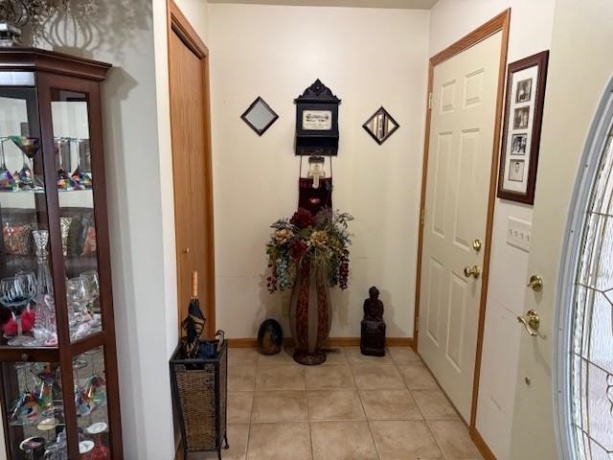 223 A Oakwood, Oglesby, Illinois 61348, 2 Bedrooms Bedrooms, ,2 BathroomsBathrooms,Condominium,For Sale,Oakwood,202601056