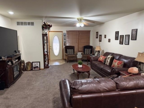 223 A Oakwood, Oglesby, Illinois 61348, 2 Bedrooms Bedrooms, ,2 BathroomsBathrooms,Condominium,For Sale,Oakwood,202601056