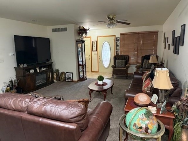 223 A Oakwood, Oglesby, Illinois 61348, 2 Bedrooms Bedrooms, ,2 BathroomsBathrooms,Condominium,For Sale,Oakwood,202601056