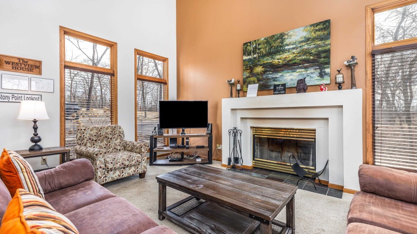 1 Westview, GALENA, Illinois 61036, 4 Bedrooms Bedrooms, ,5 BathroomsBathrooms,House,For Sale,Westview,202601059