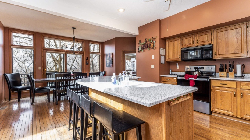 1 Westview, GALENA, Illinois 61036, 4 Bedrooms Bedrooms, ,5 BathroomsBathrooms,House,For Sale,Westview,202601059