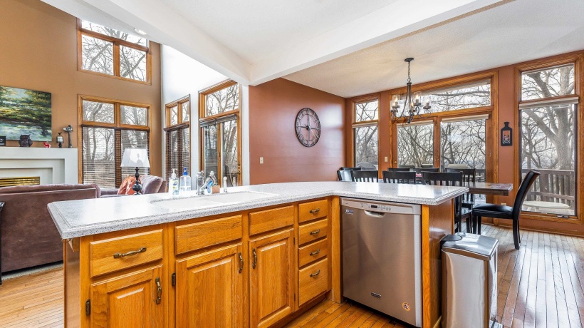 1 Westview, GALENA, Illinois 61036, 4 Bedrooms Bedrooms, ,5 BathroomsBathrooms,House,For Sale,Westview,202601059