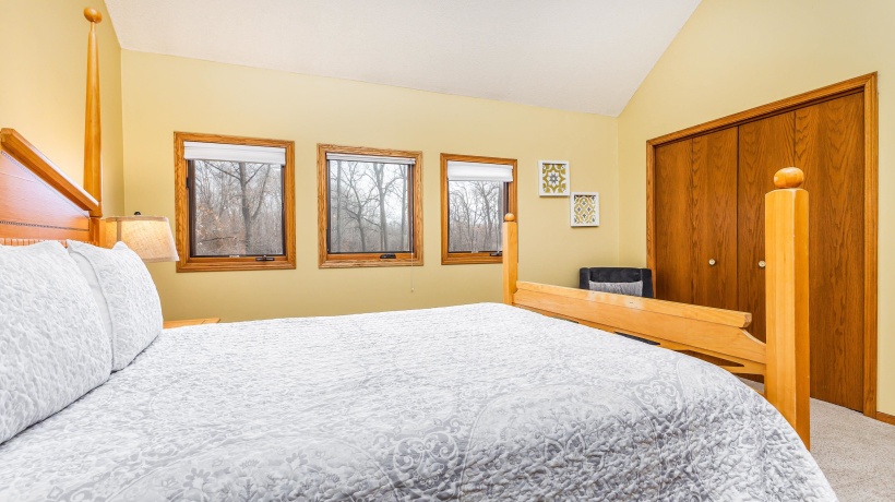 1 Westview, GALENA, Illinois 61036, 4 Bedrooms Bedrooms, ,5 BathroomsBathrooms,House,For Sale,Westview,202601059