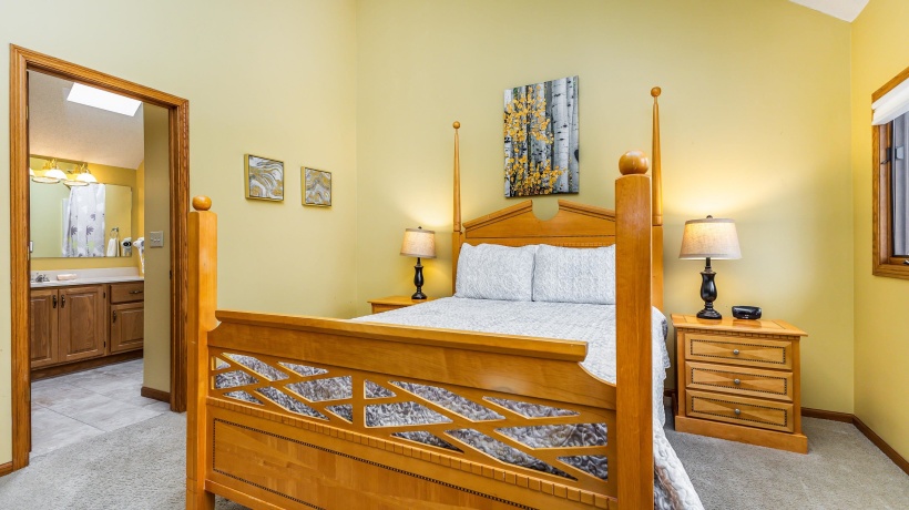 1 Westview, GALENA, Illinois 61036, 4 Bedrooms Bedrooms, ,5 BathroomsBathrooms,House,For Sale,Westview,202601059