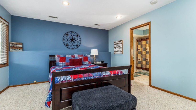 1 Westview, GALENA, Illinois 61036, 4 Bedrooms Bedrooms, ,5 BathroomsBathrooms,House,For Sale,Westview,202601059