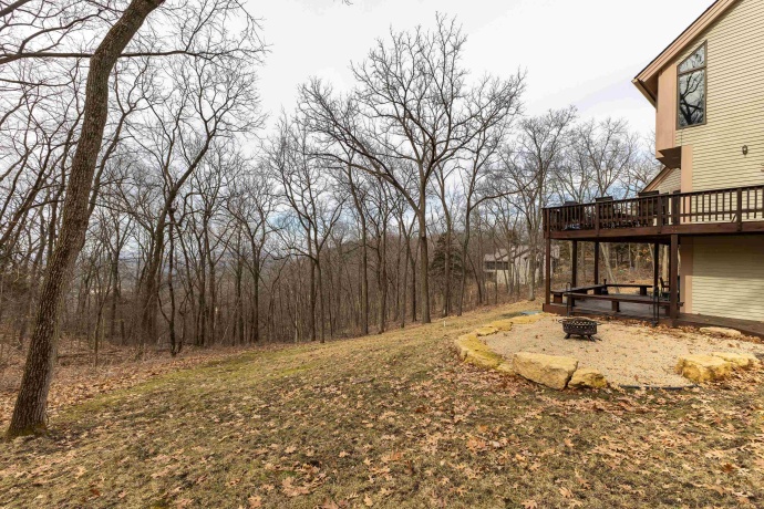 1 Westview, GALENA, Illinois 61036, 4 Bedrooms Bedrooms, ,5 BathroomsBathrooms,House,For Sale,Westview,202601059