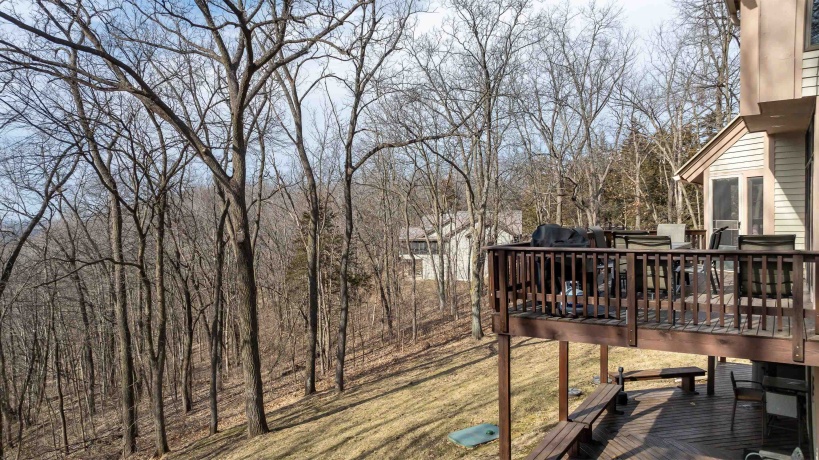 1 Westview, GALENA, Illinois 61036, 4 Bedrooms Bedrooms, ,5 BathroomsBathrooms,House,For Sale,Westview,202601059