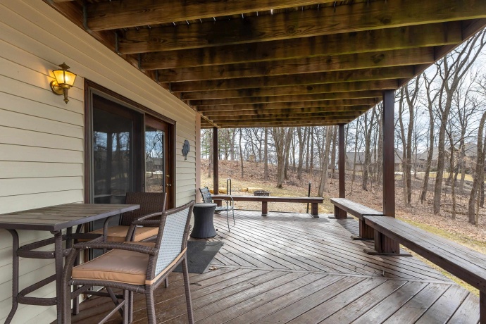 1 Westview, GALENA, Illinois 61036, 4 Bedrooms Bedrooms, ,5 BathroomsBathrooms,House,For Sale,Westview,202601059