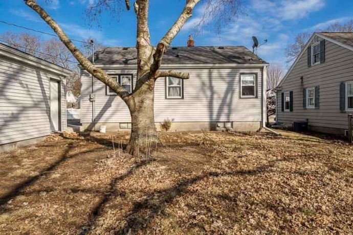 1519 23rd, ROCKFORD, Illinois 61108, 2 Bedrooms Bedrooms, ,1 BathroomBathrooms,House,For Sale,23rd,202601061