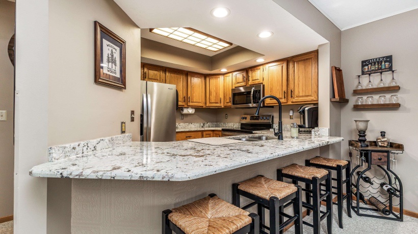 3 Rock Cove, GALENA, Illinois 61036, 3 Bedrooms Bedrooms, ,3 BathroomsBathrooms,Condominium,For Sale,Rock Cove,202601058