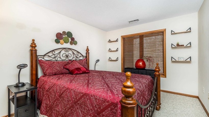 3 Rock Cove, GALENA, Illinois 61036, 3 Bedrooms Bedrooms, ,3 BathroomsBathrooms,Condominium,For Sale,Rock Cove,202601058