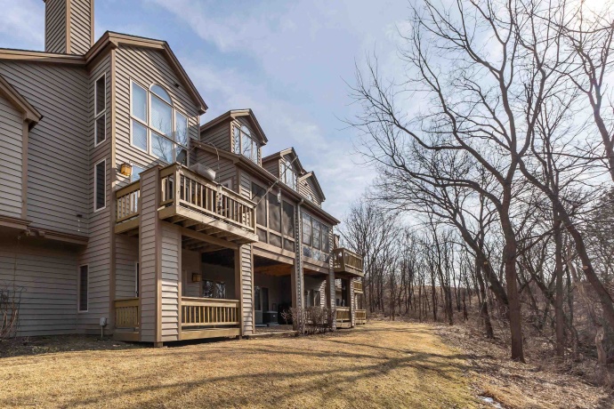 3 Rock Cove, GALENA, Illinois 61036, 3 Bedrooms Bedrooms, ,3 BathroomsBathrooms,Condominium,For Sale,Rock Cove,202601058