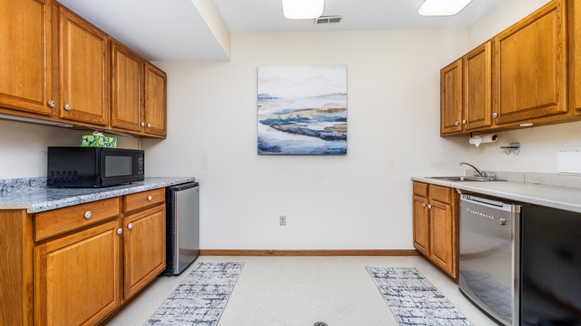 3 Rock Cove, GALENA, Illinois 61036, 3 Bedrooms Bedrooms, ,3 BathroomsBathrooms,Condominium,For Sale,Rock Cove,202601058