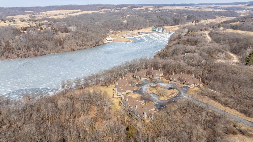 3 Rock Cove, GALENA, Illinois 61036, 3 Bedrooms Bedrooms, ,3 BathroomsBathrooms,Condominium,For Sale,Rock Cove,202601058