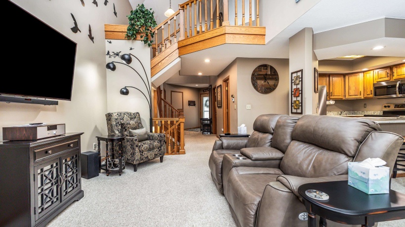 3 Rock Cove, GALENA, Illinois 61036, 3 Bedrooms Bedrooms, ,3 BathroomsBathrooms,Condominium,For Sale,Rock Cove,202601058