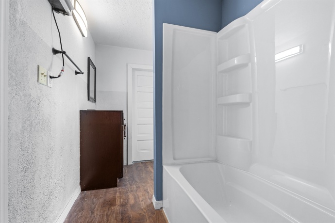 2126 9th, ROCKFORD, Illinois 61104, 3 Bedrooms Bedrooms, ,2 BathroomsBathrooms,House,For Sale,9th,202601064