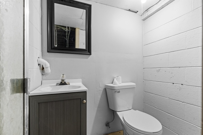 2126 9th, ROCKFORD, Illinois 61104, 3 Bedrooms Bedrooms, ,2 BathroomsBathrooms,House,For Sale,9th,202601064