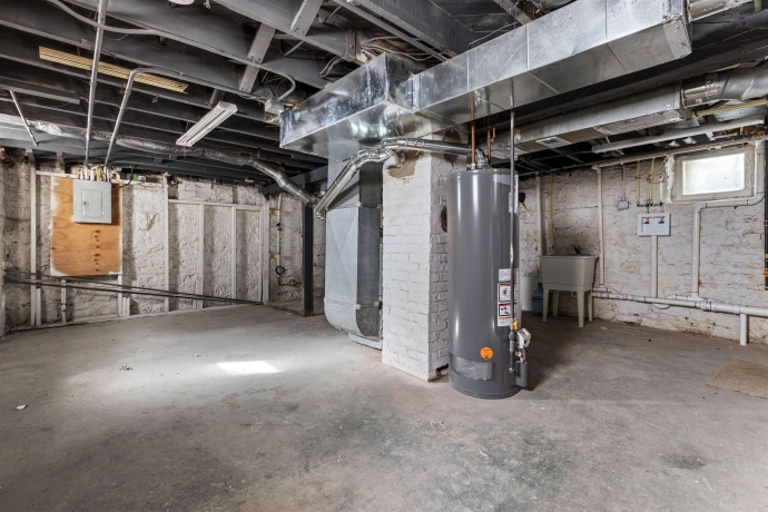 2126 9th, ROCKFORD, Illinois 61104, 3 Bedrooms Bedrooms, ,2 BathroomsBathrooms,House,For Sale,9th,202601064