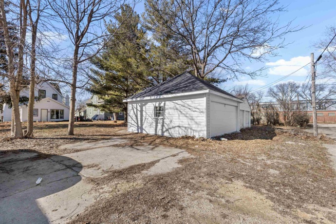 2126 9th, ROCKFORD, Illinois 61104, 3 Bedrooms Bedrooms, ,2 BathroomsBathrooms,House,For Sale,9th,202601064