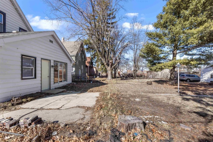 2126 9th, ROCKFORD, Illinois 61104, 3 Bedrooms Bedrooms, ,2 BathroomsBathrooms,House,For Sale,9th,202601064