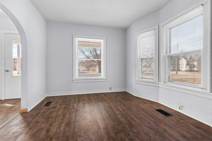 2126 9th, ROCKFORD, Illinois 61104, 3 Bedrooms Bedrooms, ,2 BathroomsBathrooms,House,For Sale,9th,202601064