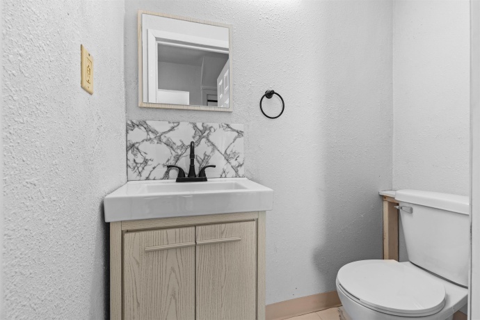 2126 9th, ROCKFORD, Illinois 61104, 3 Bedrooms Bedrooms, ,2 BathroomsBathrooms,House,For Sale,9th,202601064