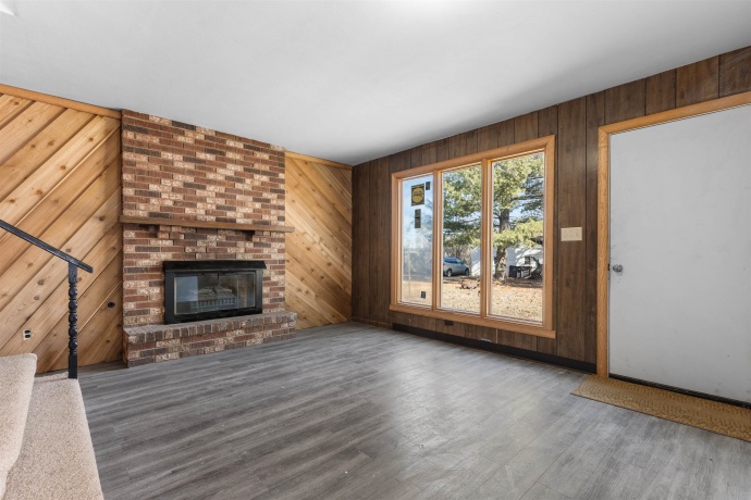 2126 9th, ROCKFORD, Illinois 61104, 3 Bedrooms Bedrooms, ,2 BathroomsBathrooms,House,For Sale,9th,202601064