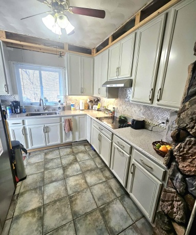 13405 state, BRODHEAD, Illinois 53520, 4 Bedrooms Bedrooms, ,1 BathroomBathrooms,House,For Sale,state,202601065