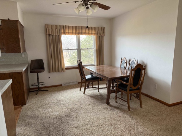 11224 Ventura Blvd, MACHESNEY PARK, Illinois 61115, 3 Bedrooms Bedrooms, ,2 BathroomsBathrooms,House,For Sale,Ventura Blvd,202601071