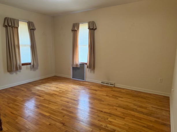 11224 Ventura Blvd, MACHESNEY PARK, Illinois 61115, 3 Bedrooms Bedrooms, ,2 BathroomsBathrooms,House,For Sale,Ventura Blvd,202601071