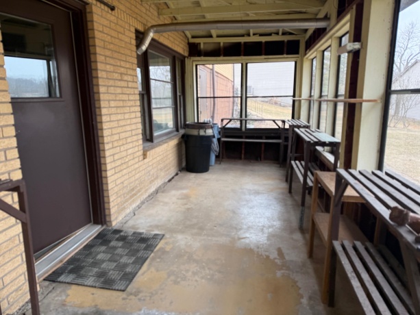 11224 Ventura Blvd, MACHESNEY PARK, Illinois 61115, 3 Bedrooms Bedrooms, ,2 BathroomsBathrooms,House,For Sale,Ventura Blvd,202601071